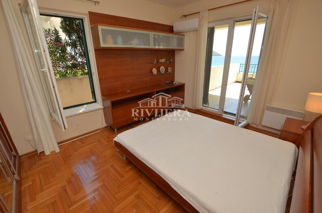 prodaja_prodaza_Sale_rivijera_Nekretnine_ads_Ad_oglasi_Savina_Herceg_Novi_Boka_bay_ (14)